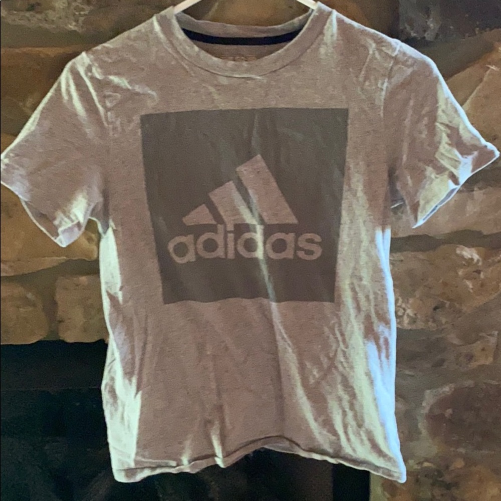 adidas t shirt